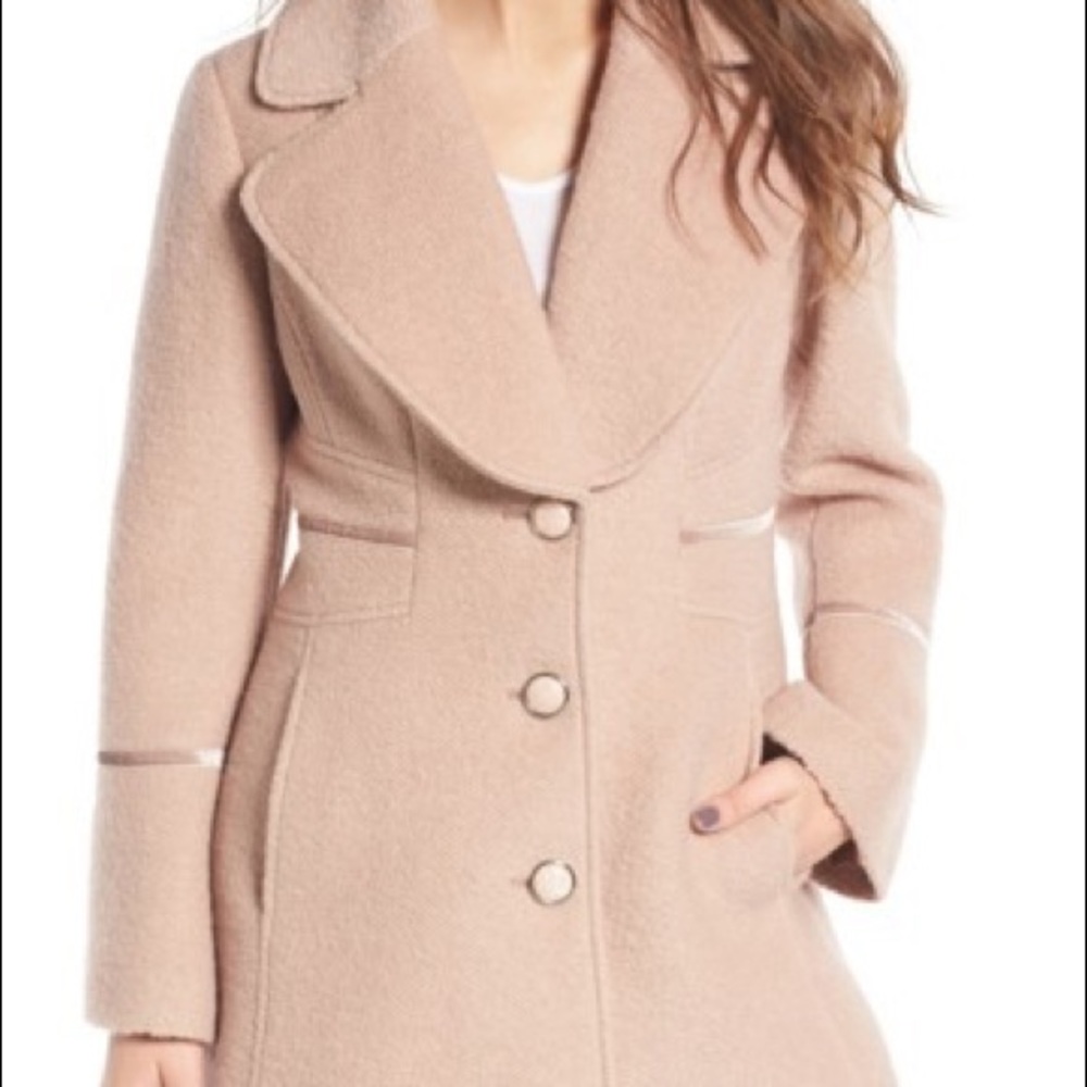 🧥 kinsie Velvet Trim Bell Sleeve Coat 🧥